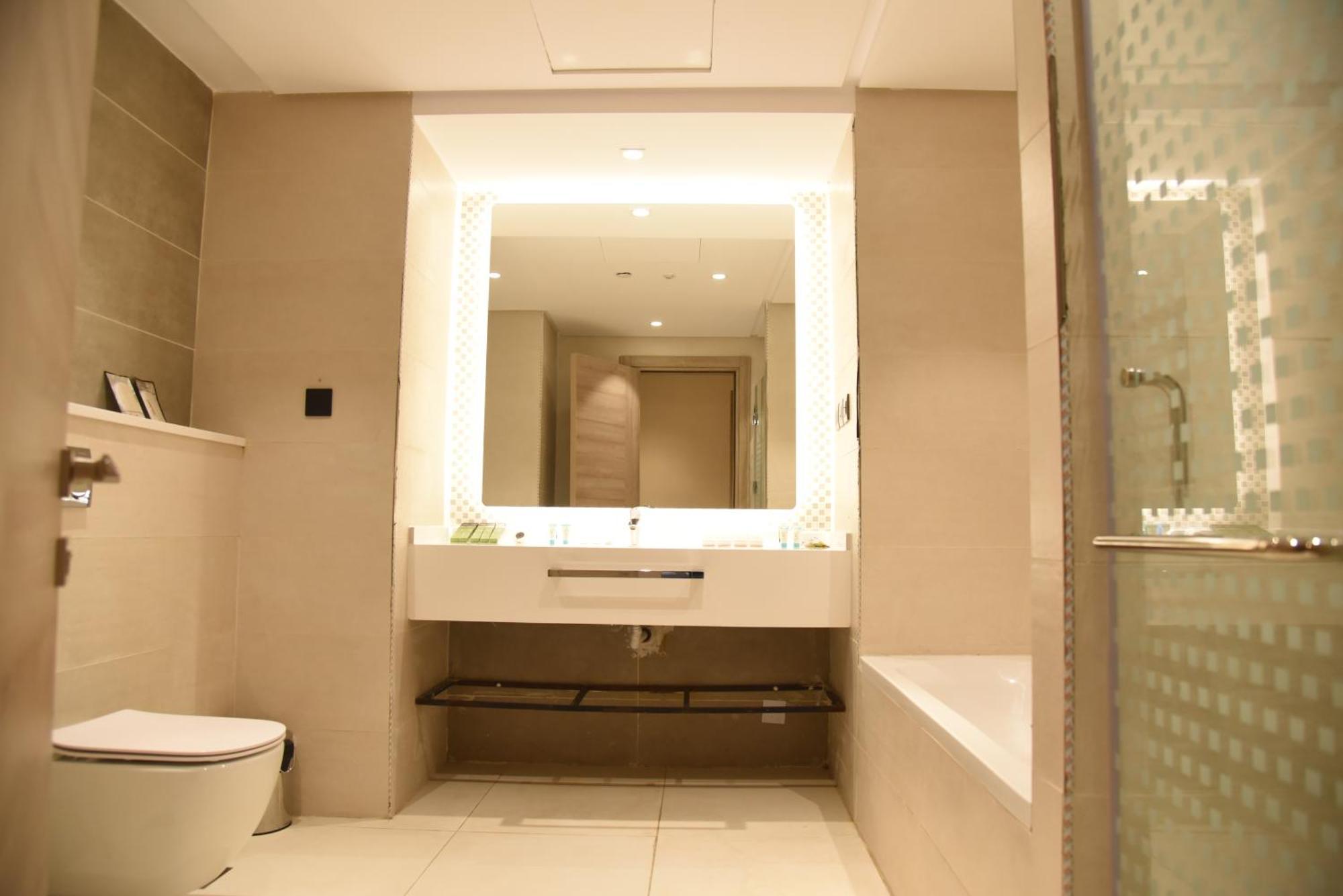 Roya Al Andalus Hotel Medina Exterior foto Bathroom